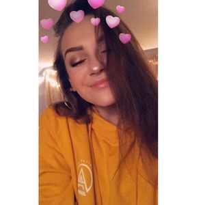 Meet your Posher, Ellie